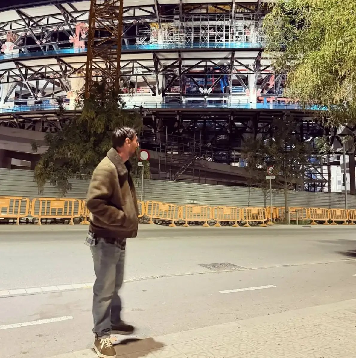 梅西低调重返诺坎普!凯发娱乐